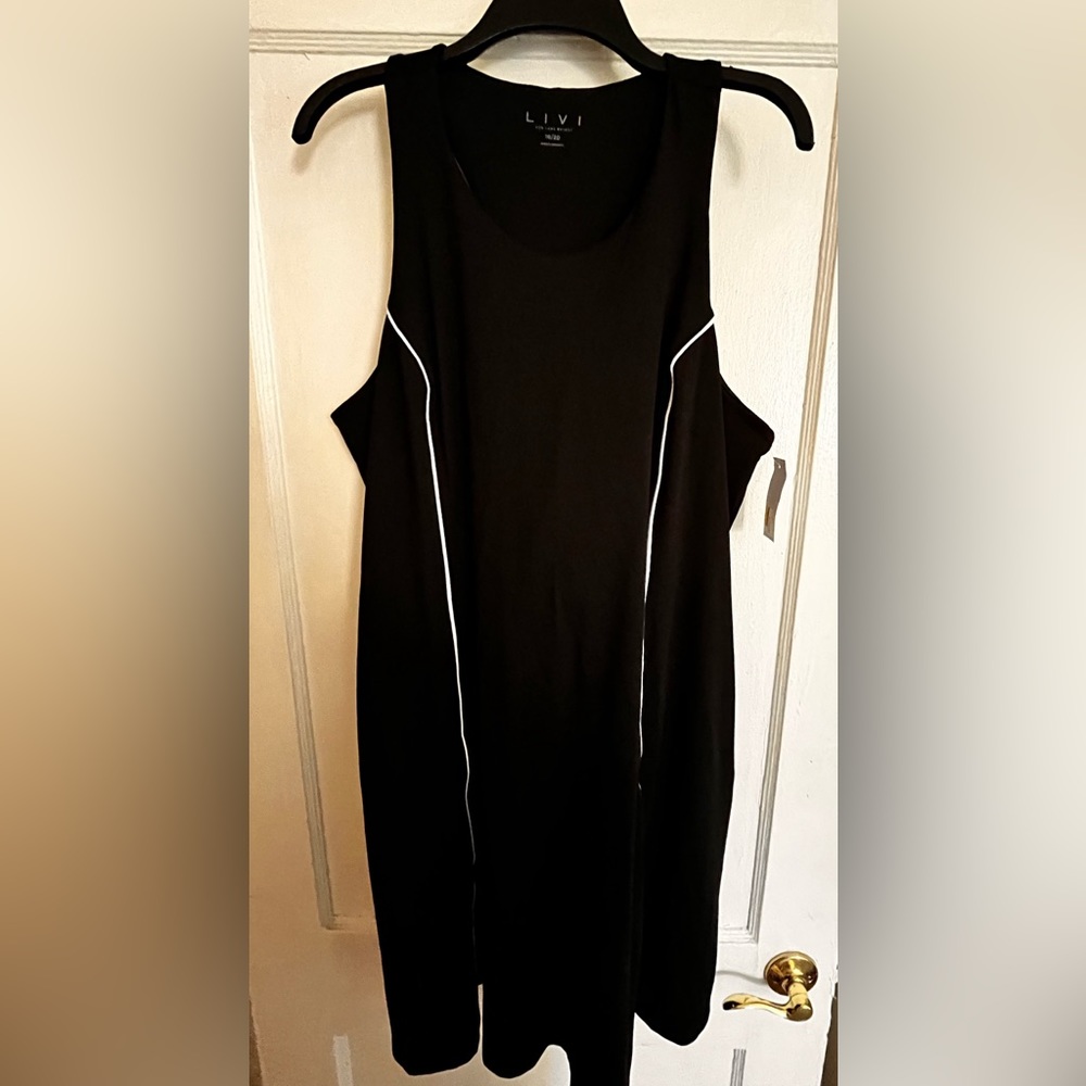 Livi Sport stretch sleeveless dress size 18/20